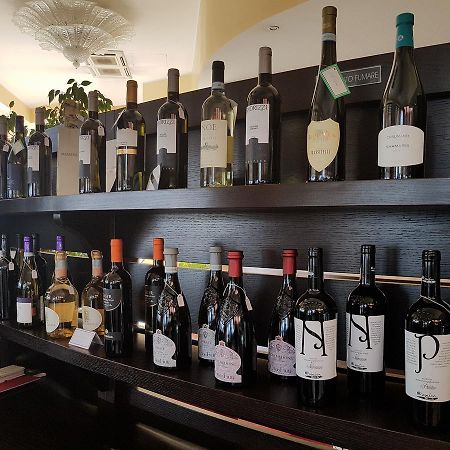 Hotel La Quercia Valmontone Kültér fotó